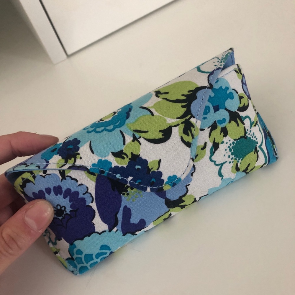 Vera Bradley glasses case